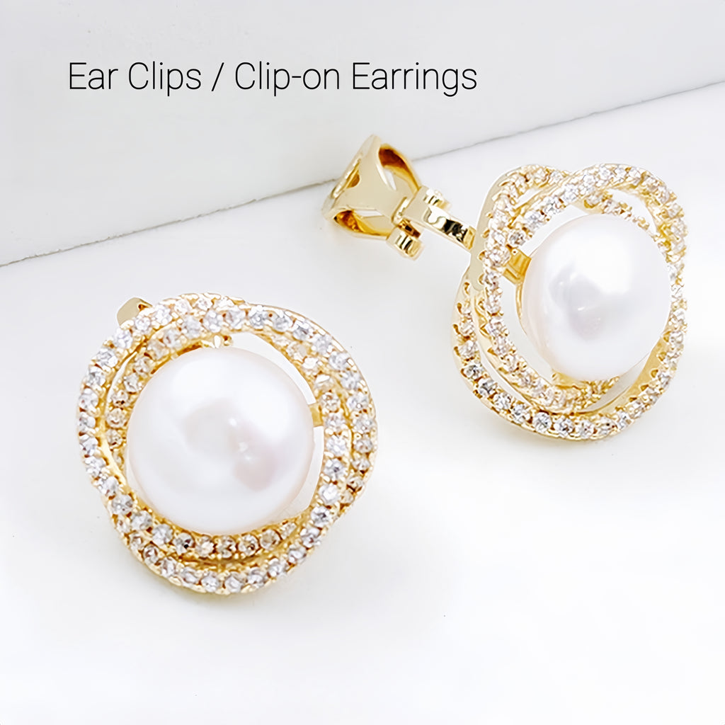 Pearl earrings 