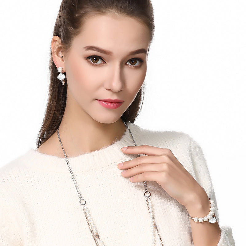 imitation pearl and shell bracelet