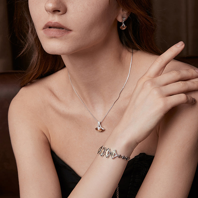 Shell jewelry bracelet